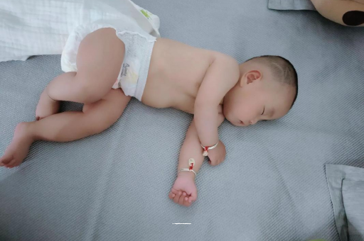 抚州宝宝口水多怎么回事